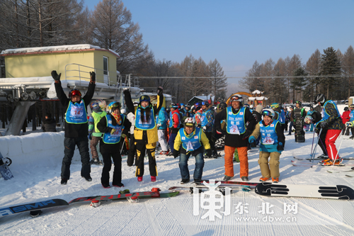 黑龙江·铁力“日月峡杯”大众高山单双板滑雪赛(图3)