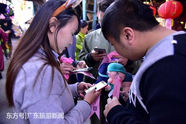 广东游客用手机百度猜灯市谜语，1小时猜中300(图8)