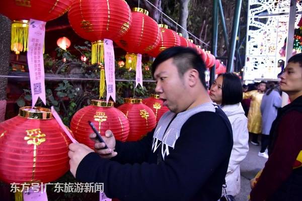 广东游客用手机百度猜灯市谜语，1小时猜中300(图12)