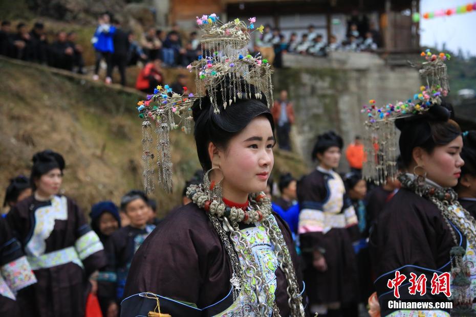 贵州榕江侗寨“吃相思” 秀盛装贺新春(图2)
